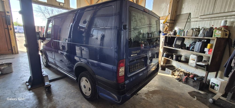 Cutie viteza Ford Transit 2.2 TDCI 130CP  Euro 4