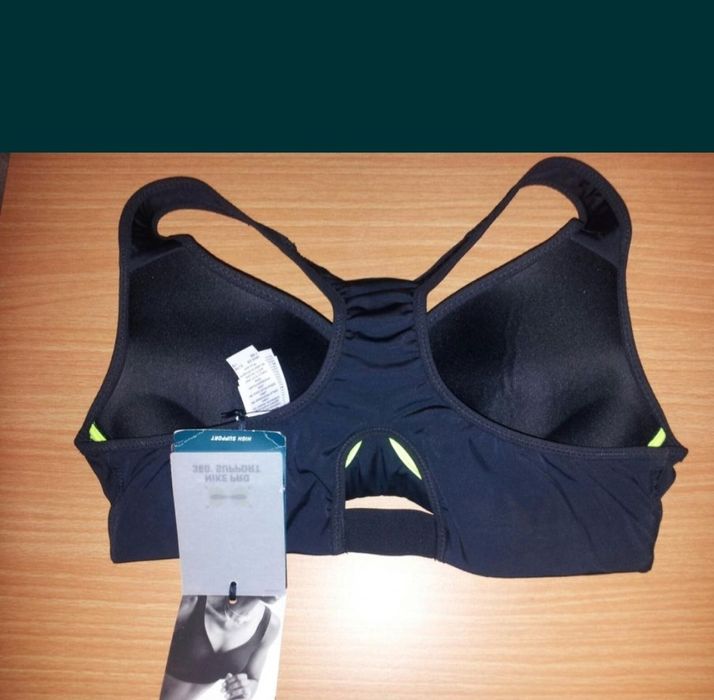 Продам топ - женский Nike