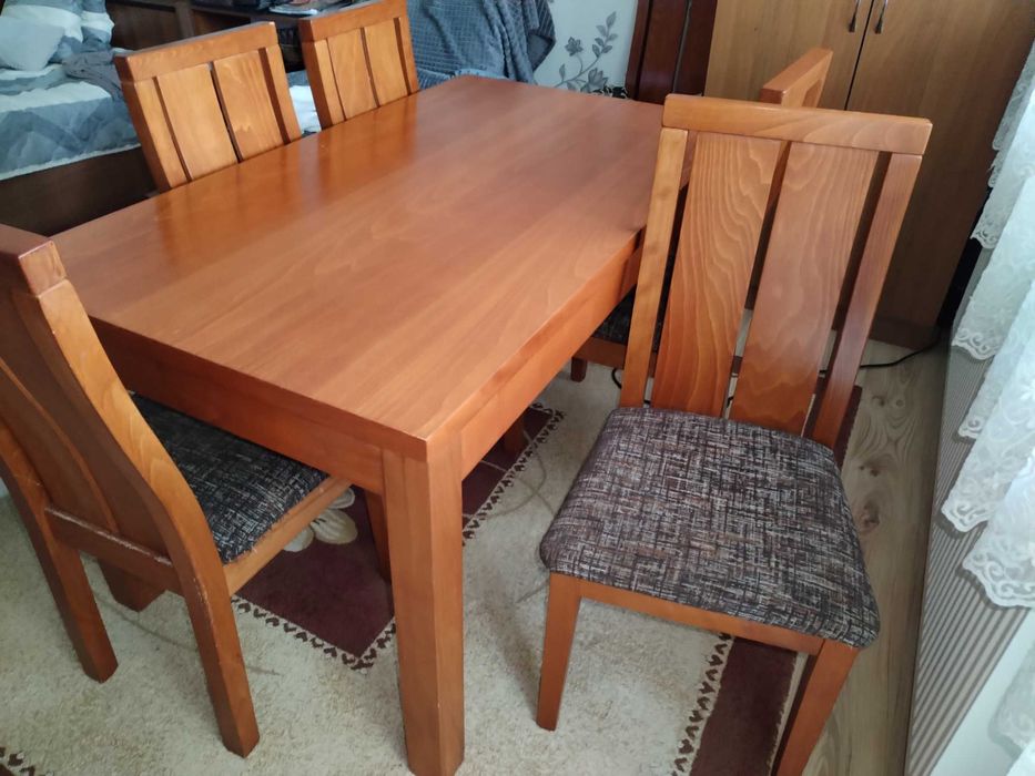 Разтегателна маса с 6 стола