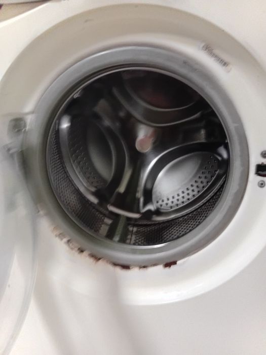 Продам стиральную машину