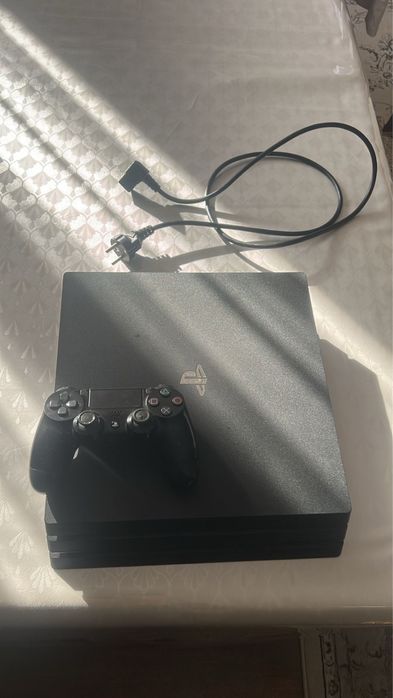 Пс4 про в хорошем состоянии