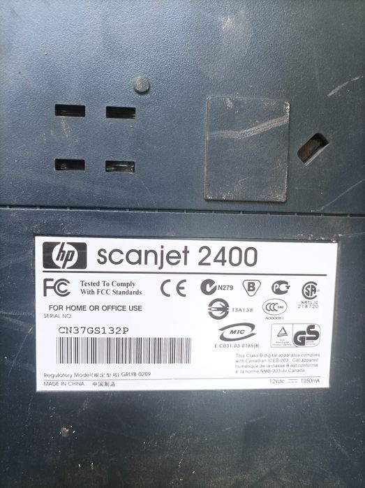 Продается цветной принтер ..хсерокс ..и сканер..НР..