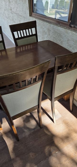 Набор стол и стулья