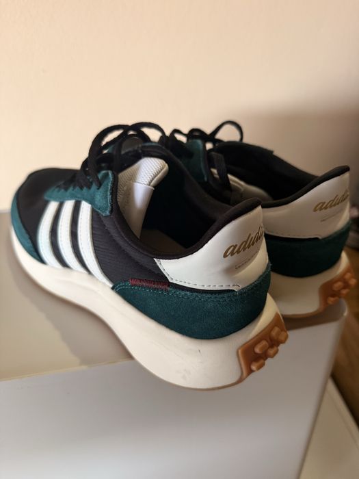 Adidasi Adidas nr 40.5