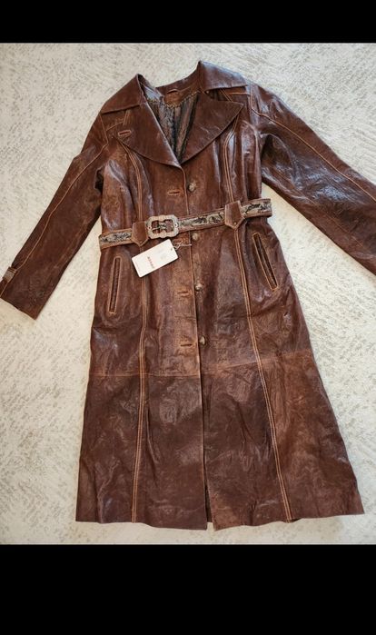 Haina de piele naturala