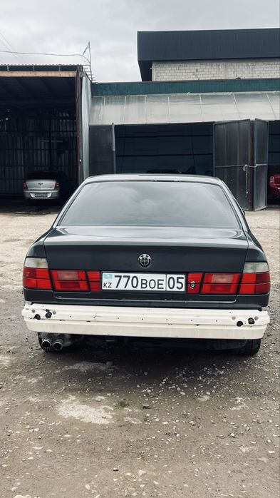 BMW E34 год 1993