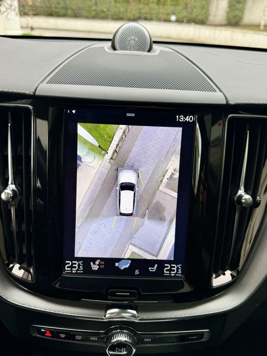 Volvo XC60 R-Design D5 AWD Full! B&W Sound!Garantie 1 An