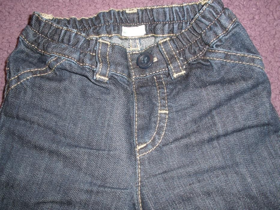 Дънки Бенетон, 62 см, 3 - 6 мес . Отлично състояние.