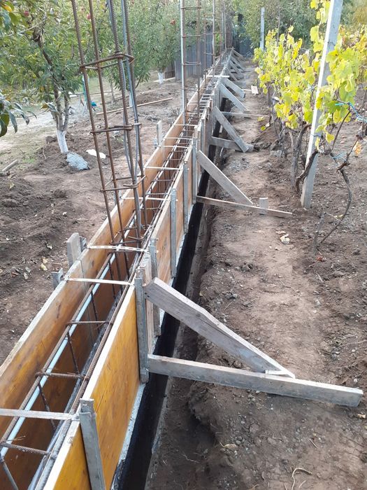 Constructii case/garduri/beciuri