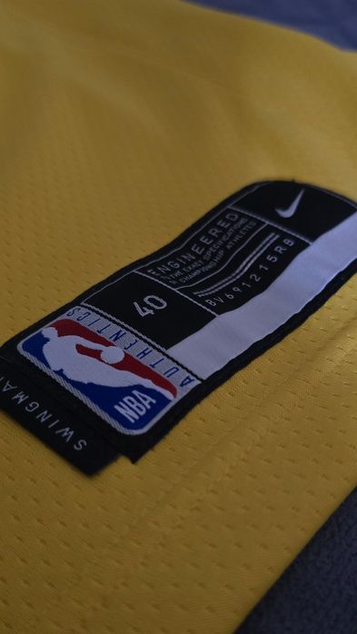 Nike Dri-Fit NBA Los Angeles Lakers 2020/21 Swingman Jersey