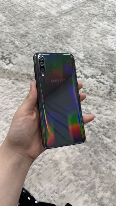 Продаётся Samsung Galaxy A50