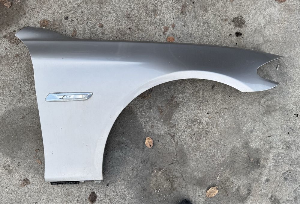 BMW F10 F11 Десен калник
