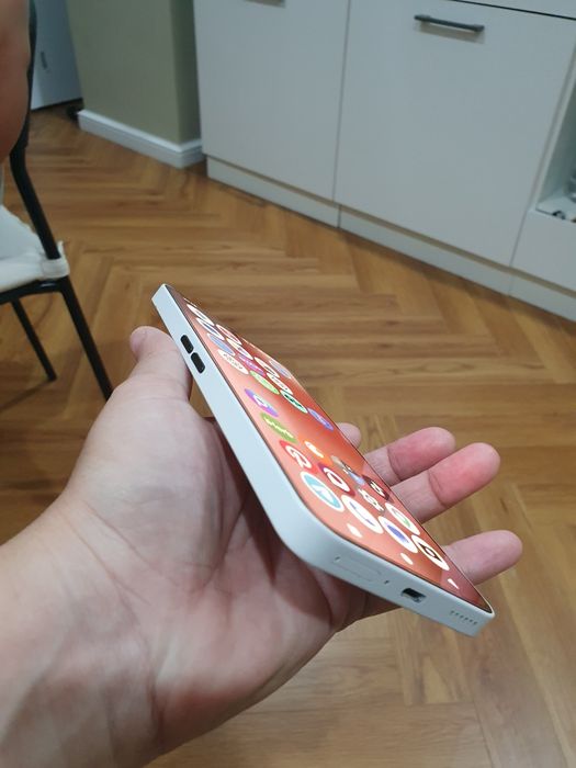 Nothing phone 3a (8/128ГБ)