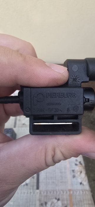 Pierburg  Превключващ клапан