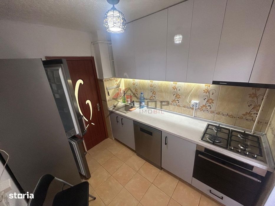Inchiriere  Apartament cu 2 camere decomandat Mircea cel Batran