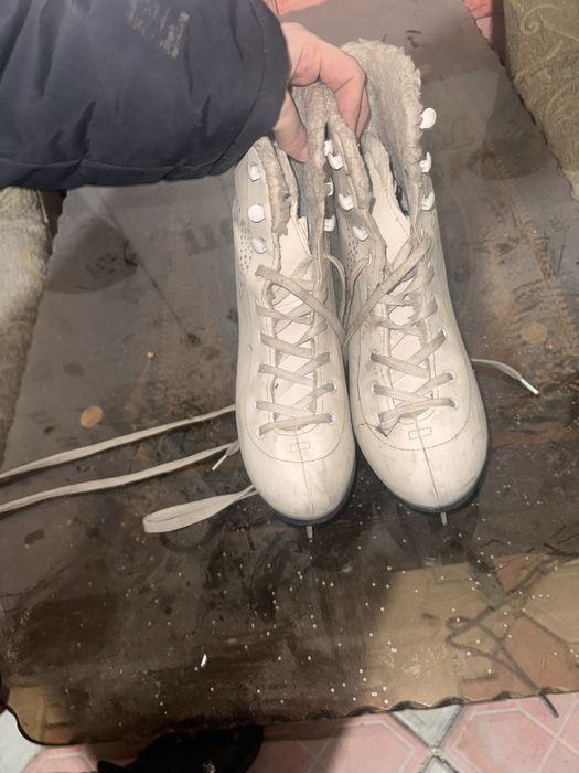 Коньки 38,39 размеры