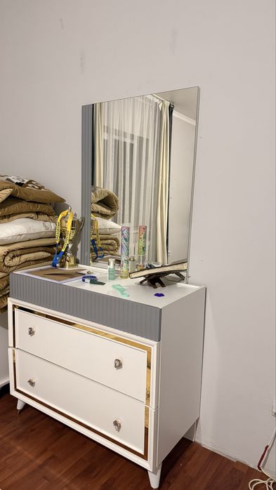 Продается спальный мебель