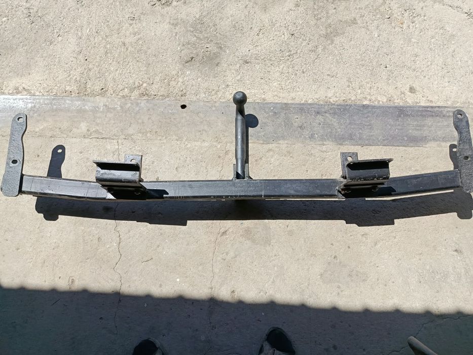 Фаркоп на BMW E34