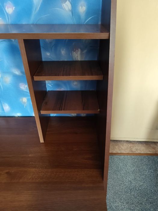 Стол компьютерный