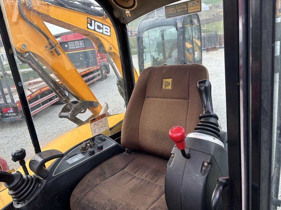 Miniexcavator JCB 8055 / 5.2 T 2014 / accept variante