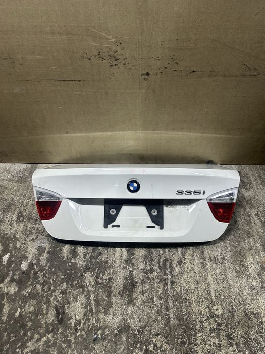 Крышка багажника bmw 3series E90