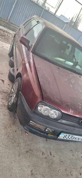 Продам гольф третий