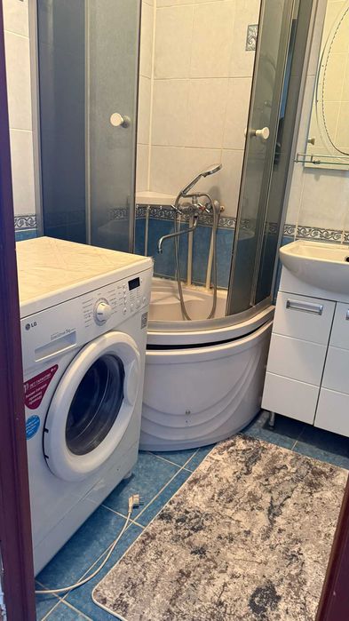 Продам 2х комн кв 8мкр