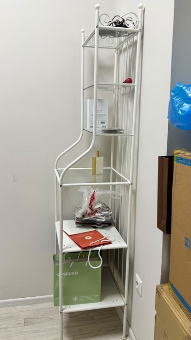 Белый стеллаж из IKEA