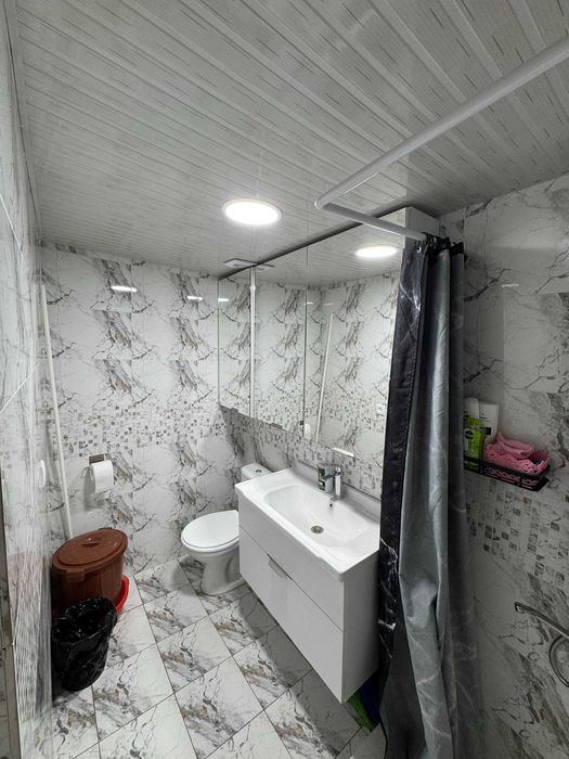 Срочно продается свой дом в общем дворе в Мирабадской районе