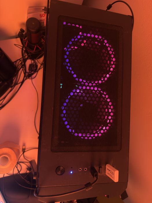 PC Gaming i7-10700KF / RTX 3060 12GB / 32GB RAM / SSD + HDD