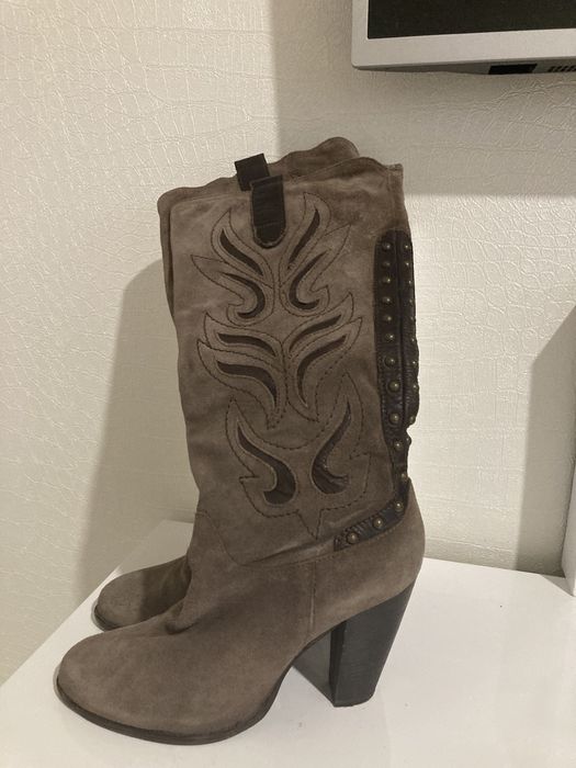 Cizme din piele naturala intoarsa, marime 37