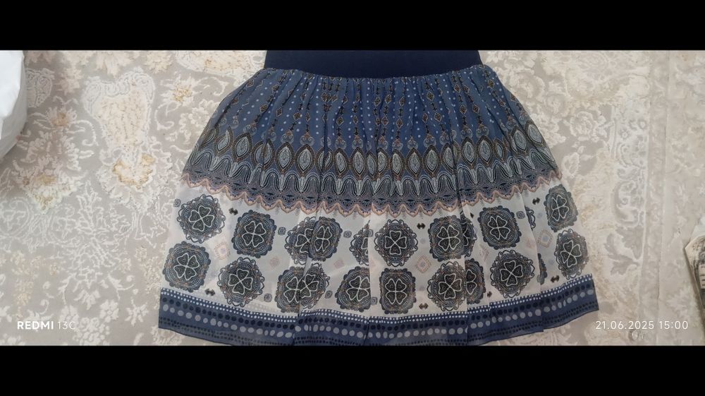 Все платье,юбка пр 3000тг
