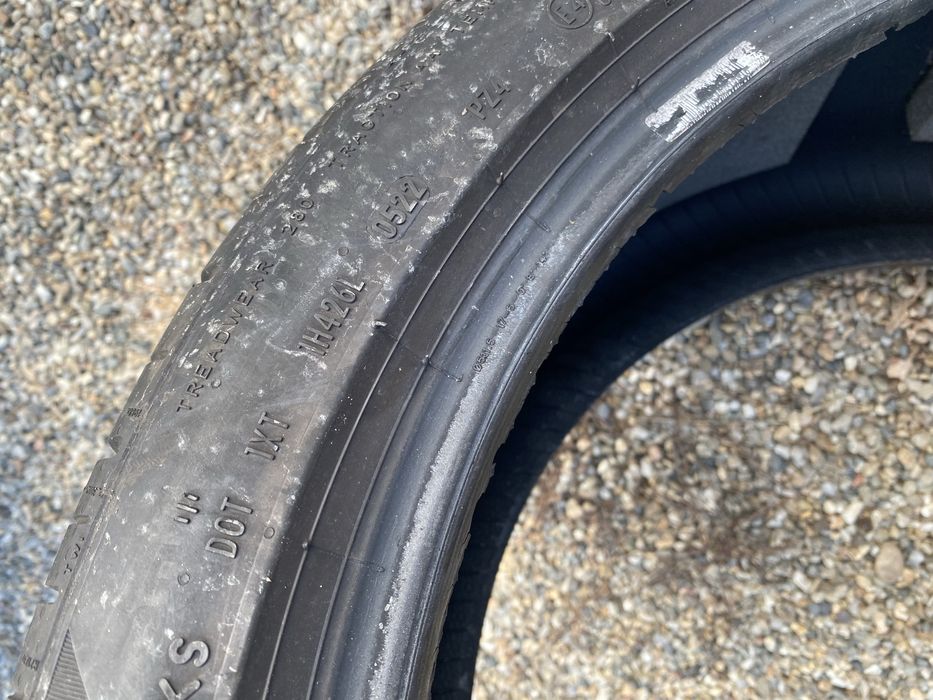 Anvelope vara  255 40 20 Pirelli