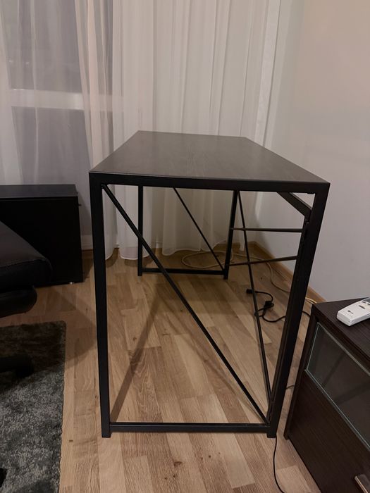 Бюро,  лесно се сглобява (метал и ПДЧ)