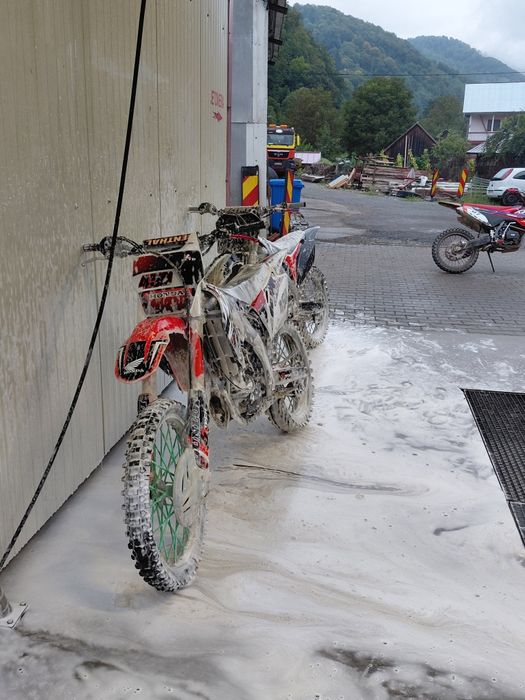 Vând Honda crf 450r