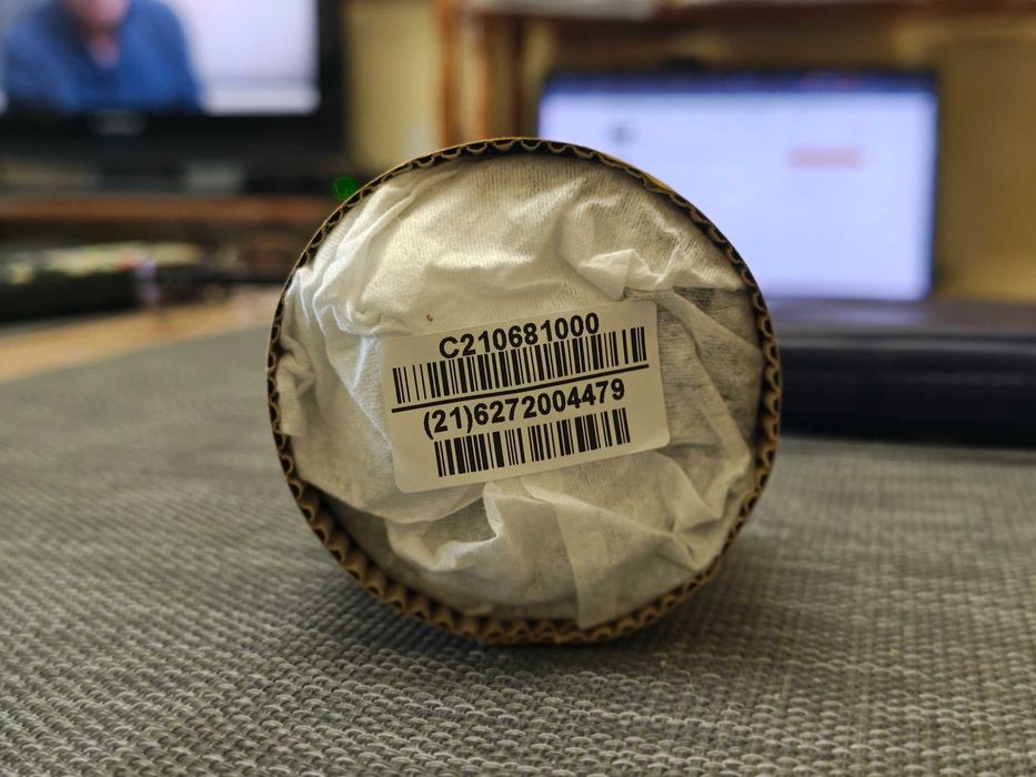 Продавам обектив Canon RF-S 18-45 IS STM