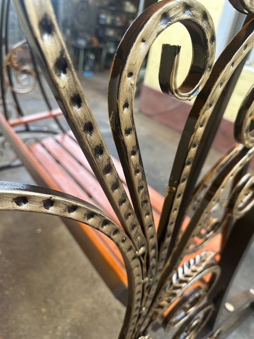 Качеля дайыны тұр