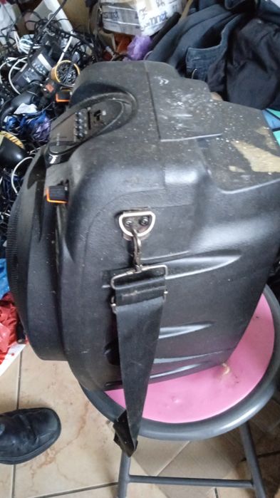 Boxă portabilă Akai bluetoth,stik,card,radio,