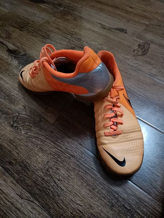 Vând Încălțăminte Nike