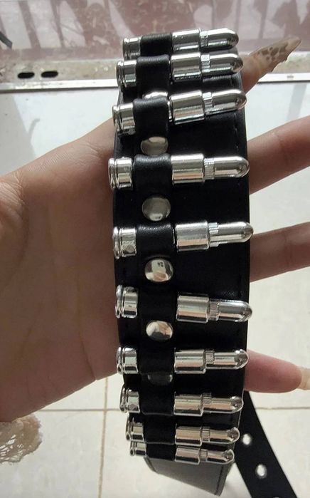 Продаю ремень с пулями