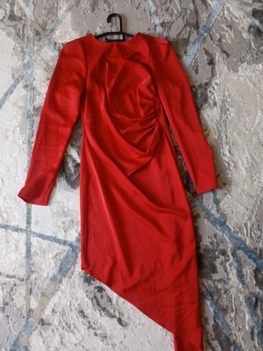 Женская одежда..