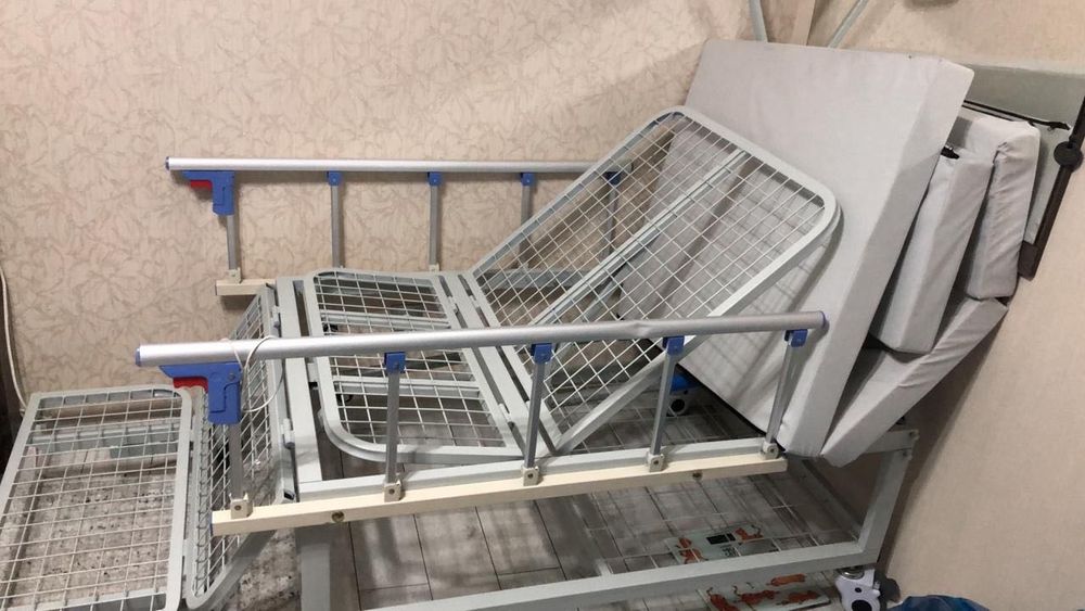 Кровать медицинская