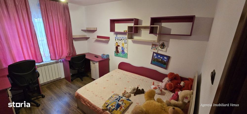 Apartament 4 camere Parc Curcubeul