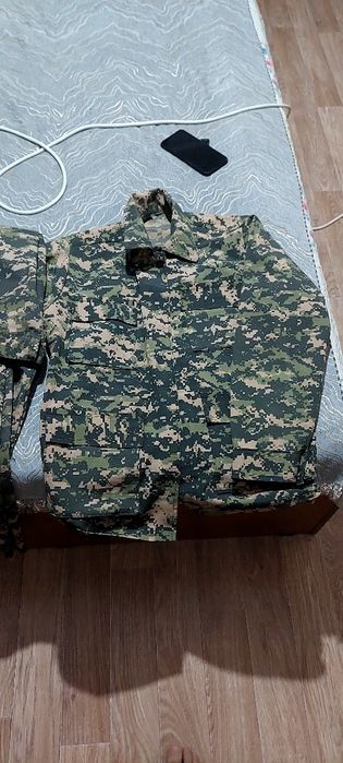 Школьный воденной форма