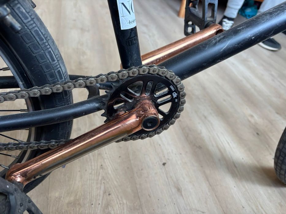 Продам велосипед BMX DK