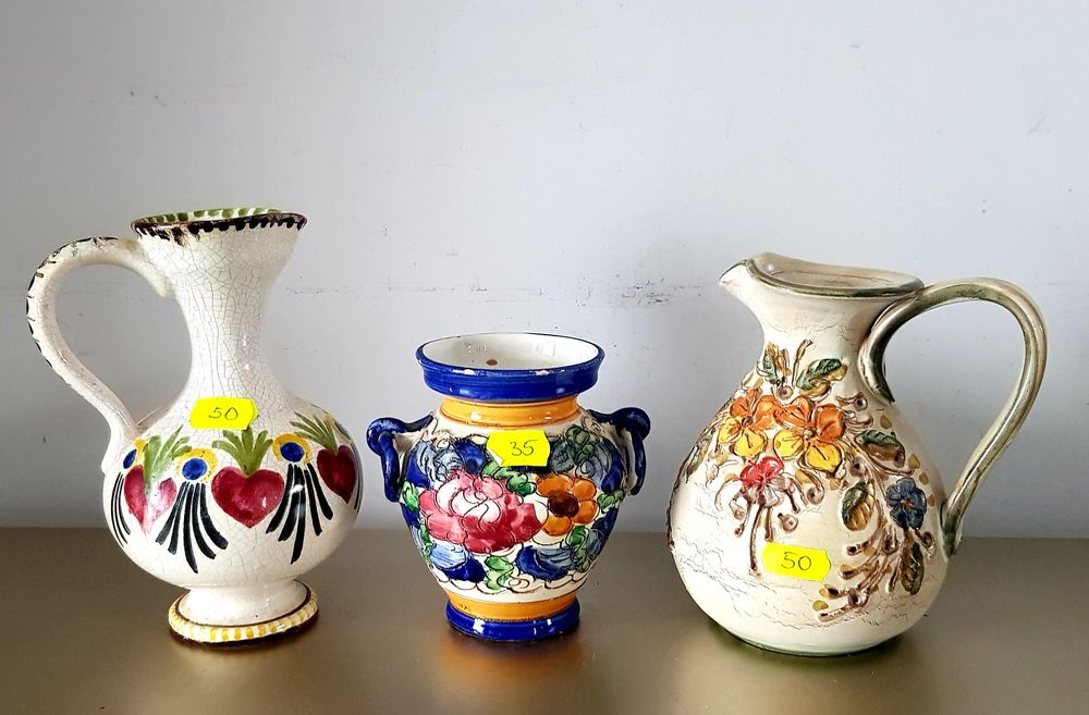 Vaze/carafe vechi, din ceramică italiană