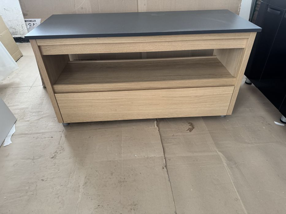 Comoda TV noua !!
