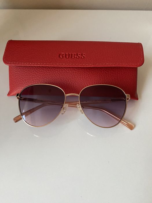 Дамзси слънчеви очила Guess