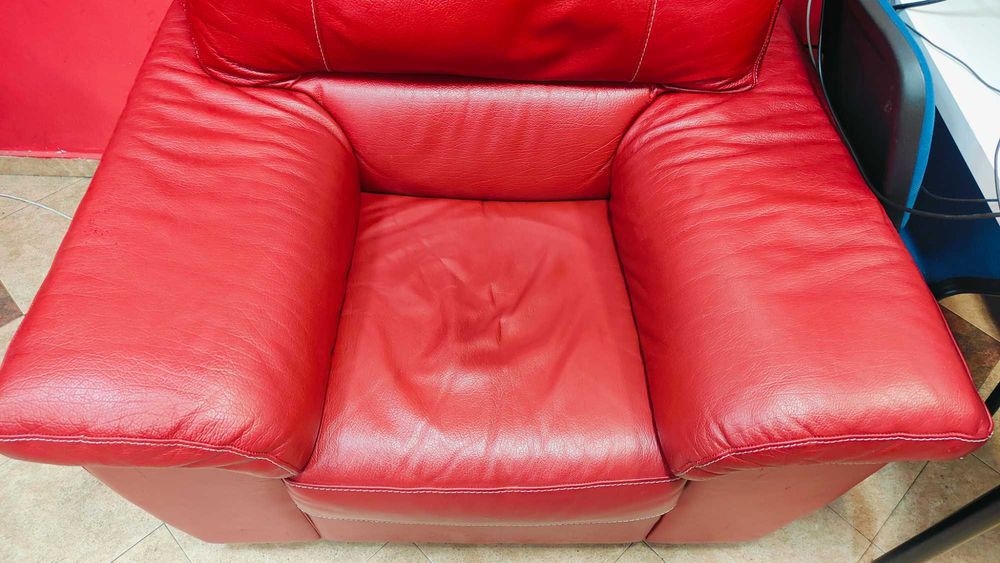 Нов футьойл от естествена кожа, бартер за телефон или китара