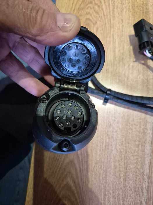 Priza remorcare 13 pini, cu cablu Plug In cu 2 mufe, pentru Mercedes Sprinter 907, A 907 540 00 66